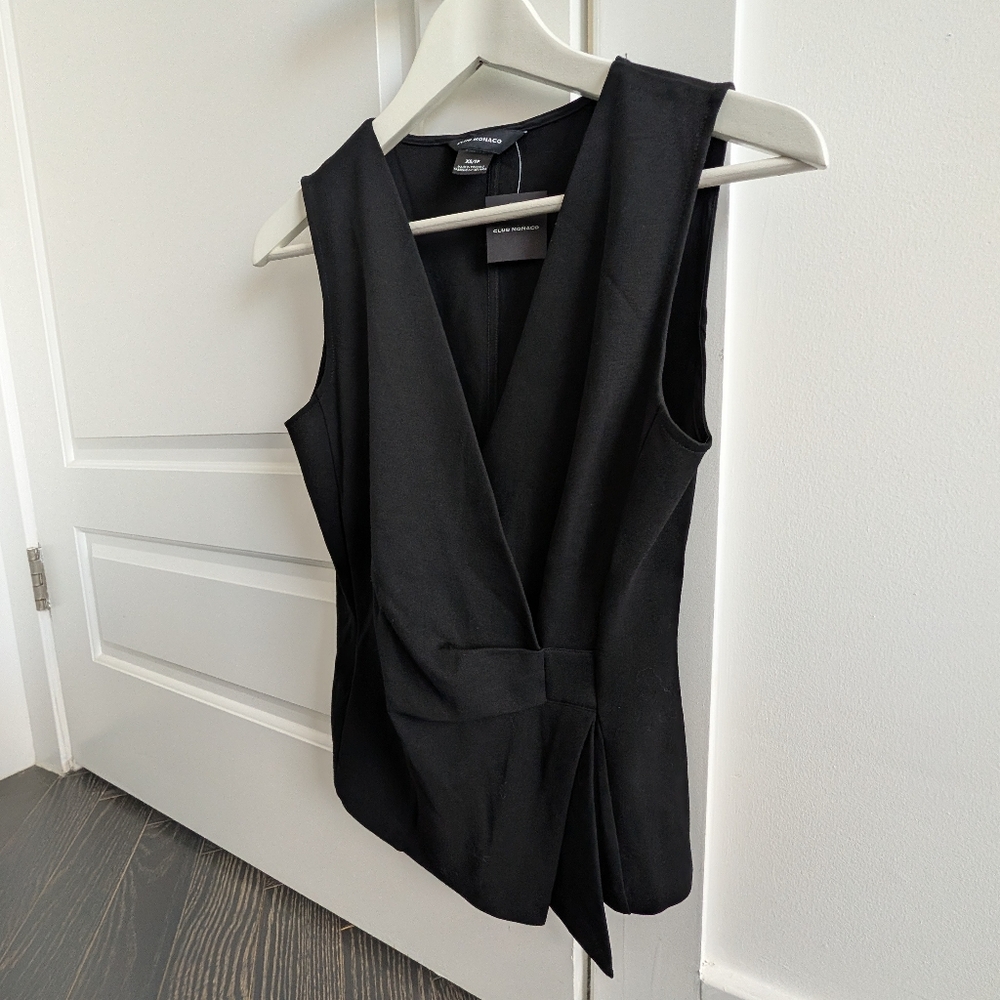 Club Monaco Black Sleeveless Blouse